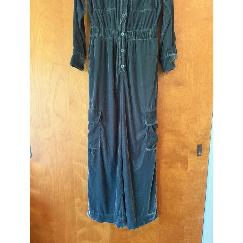 Universal Threads Long Sleeve Velvet Cargo Jumpsuit In Green Size 4 NWT